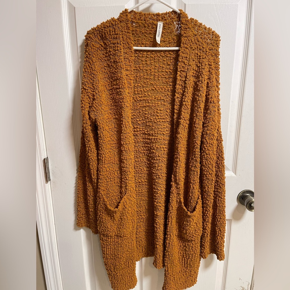 Zenana Outfitters mustard Sz L popcorn cardigan